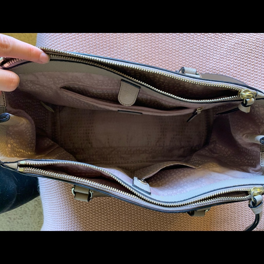 Kate Spade 3 compartment large handbag - Picture 4 of 5